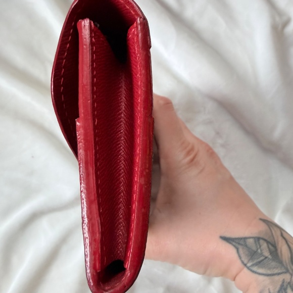 Louis Vuitton Caissa Wallet Damier Ebene Red Interior - Picture 10 of 10